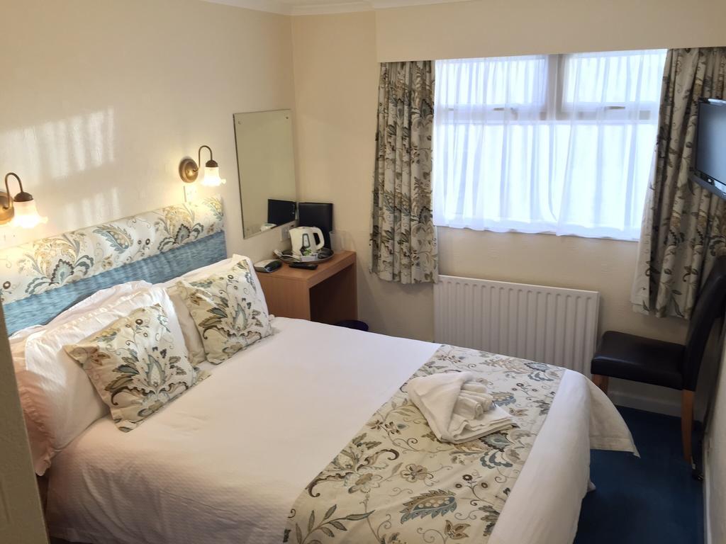 The Berwick - Over 40'S Only Blackpool Room photo